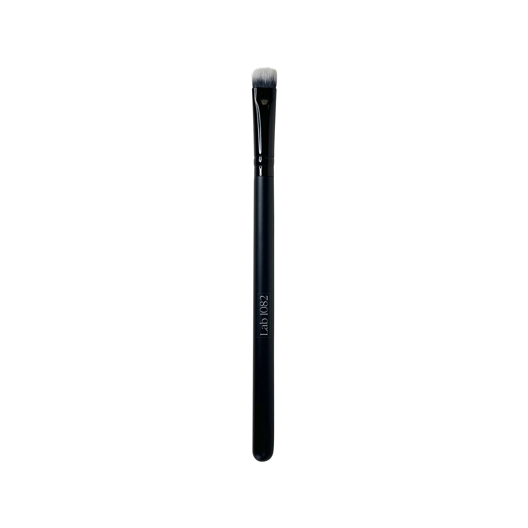 Packing Eye Brush - Lab1082 by Lounge of Brands LLC – Lab1082